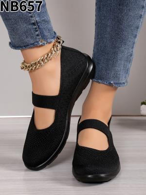 NB657 ALL BLACK